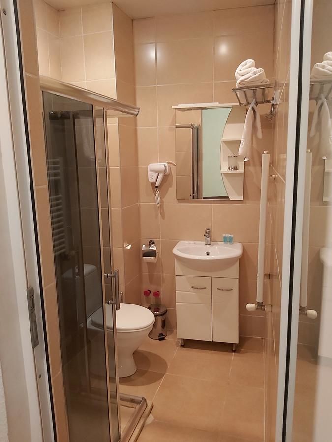 Отель Hotel Nata Тбилиси-38