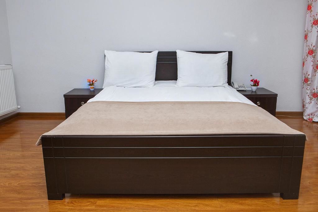 Отель Hotel Nata Тбилиси-52