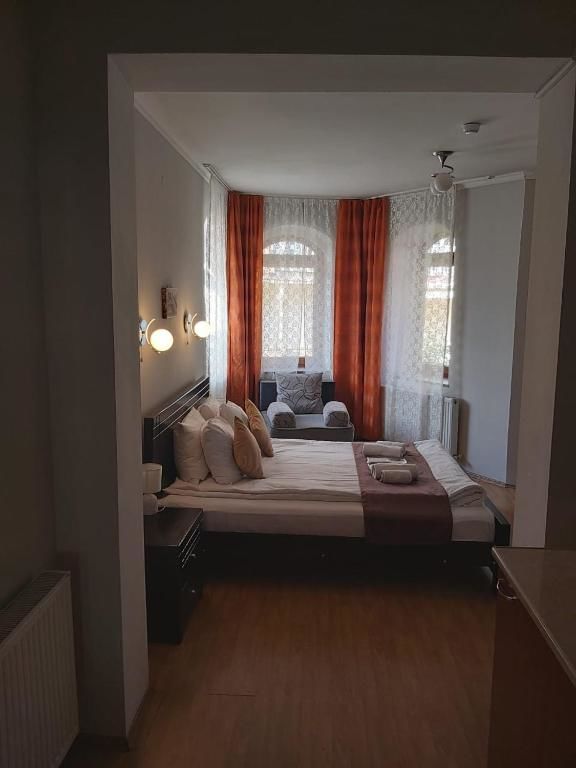 Отель Hotel Nata Тбилиси-64