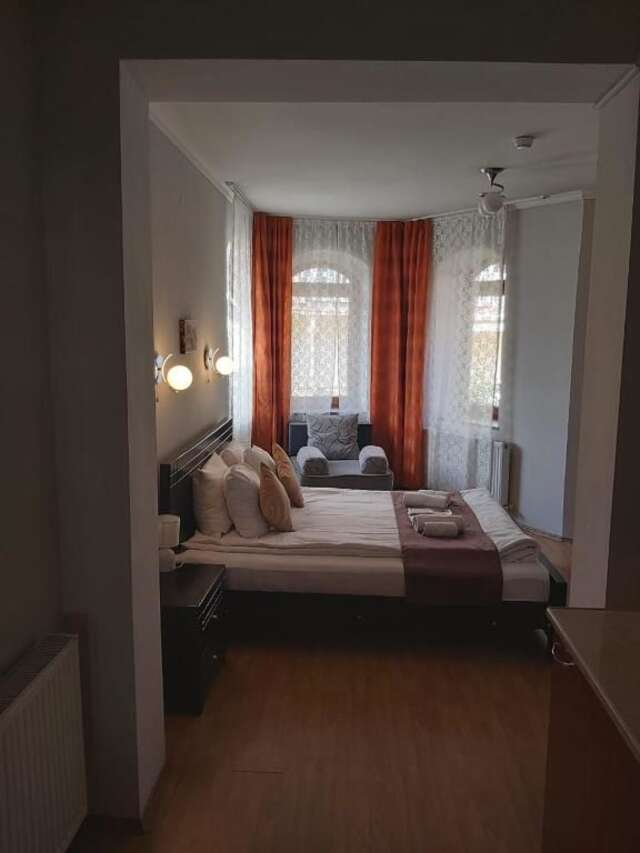 Отель Hotel Nata Тбилиси-63